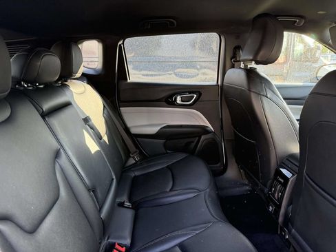 Used 2024 Jeep Compass Limited AWD/4WD image 14