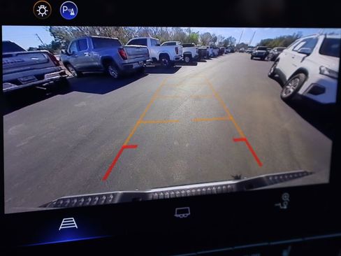 Used 2025 Chevrolet Colorado LT w/ Advanced Trailering Package image 14