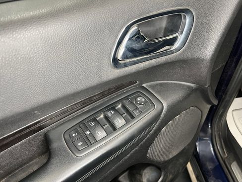 Used 2013 Dodge Durango Crew image 16