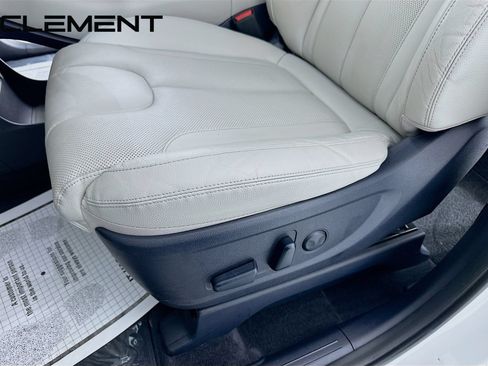Used 2022 Hyundai Palisade SEL w/ 8P Bench Seat Package FWD image 29