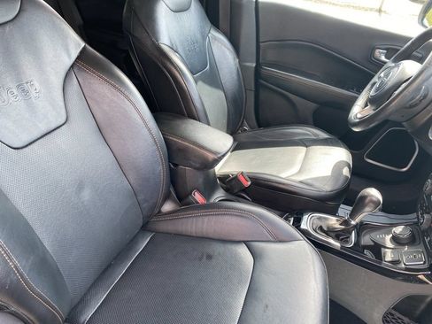 Certified 2019 Jeep Compass Limited AWD/4WD image 4