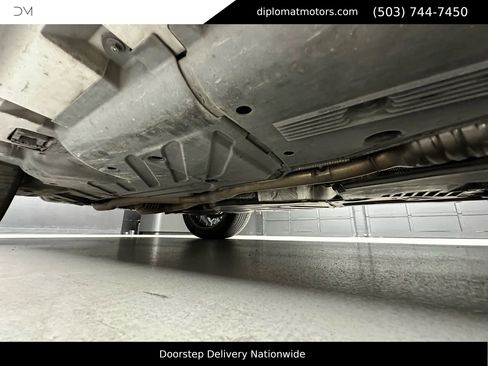 Used 2022 Cadillac Escalade ESV Sport Platinum w/ LPO, ONYX Package image 46