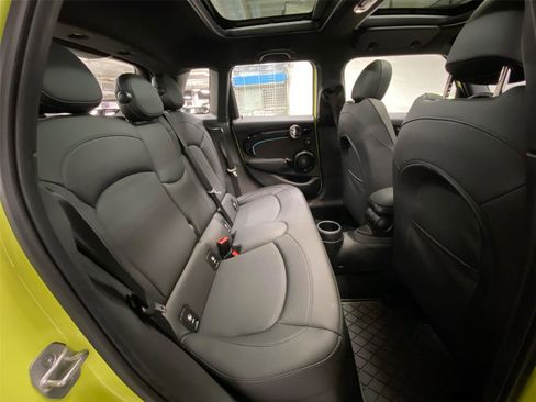 Certified 2023 MINI Cooper S w/ Premium Package image 29