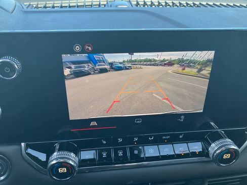 New 2026 GMC Canyon Elevation w/ Convenience Package RWD image 21