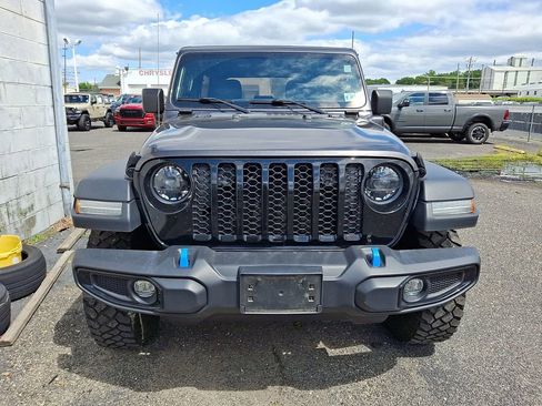 Used 2023 Jeep Wrangler Unlimited w/ Cold Weather Group AWD/4WD image 2