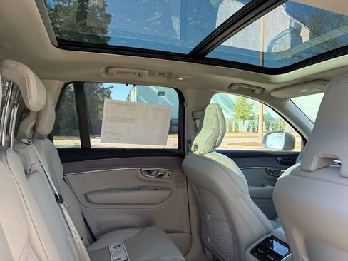 New 2026 Volvo XC90 B6 Ultra w/ Protection Package AWD/4WD image 25