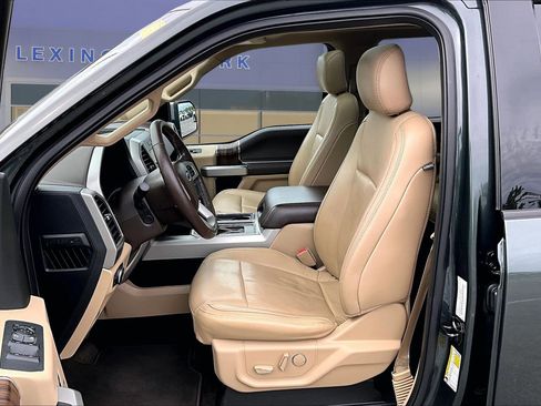 Used 2018 Ford F150 Lariat w/ Equipment Group 502A Luxury AWD/4WD image 22