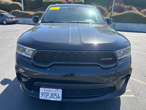 Used 2023 Dodge Durango GT RWD image 2