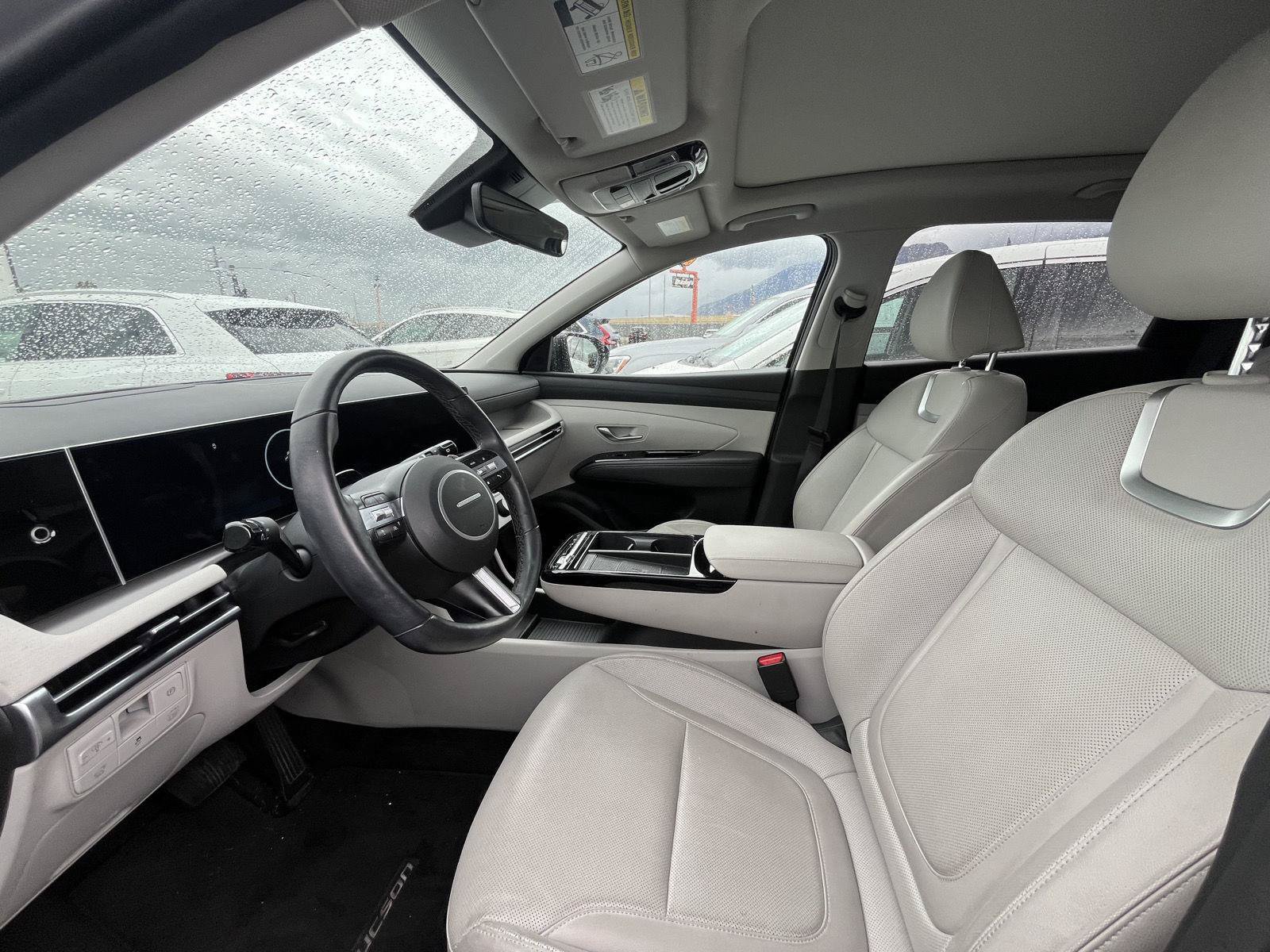 Used 2025 Hyundai Tucson Limited AWD/4WD image 7