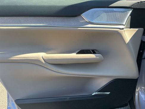 New 2026 Volvo EX90 Ultra image 13