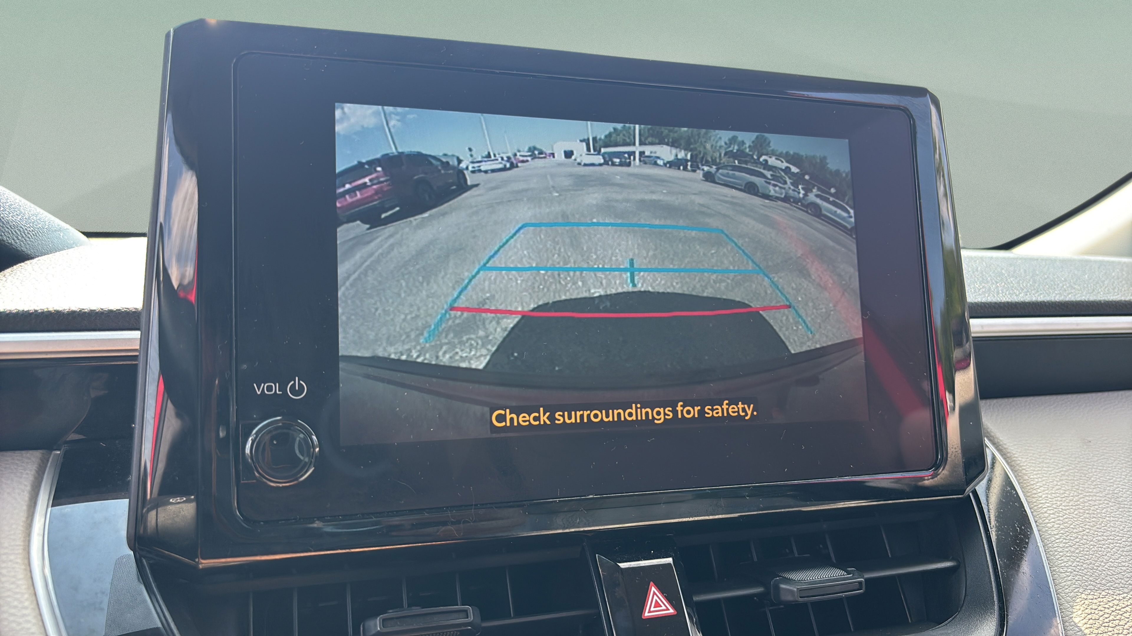 Used 2025 Toyota Corolla Cross LE FWD image 20
