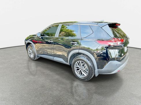 Used 2023 Nissan Rogue S AWD/4WD image 6