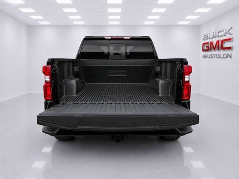 Used 2025 Chevrolet Silverado 1500 RST w/ Convenience Package II AWD/4WD image 9
