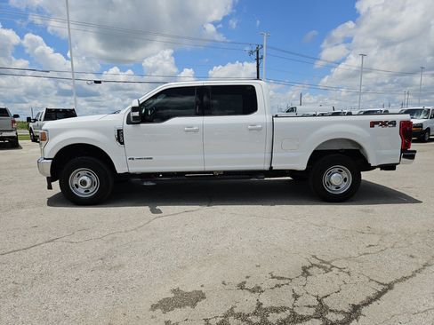 Used 2022 Ford F250 Lariat w/ Lariat Value Package AWD/4WD image 4