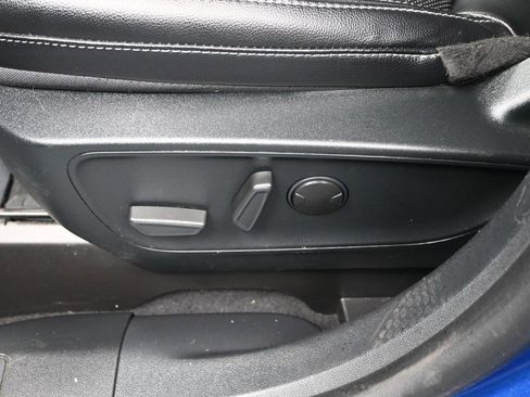 Used 2022 Ford Escape SEL w/ Technology Package image 11