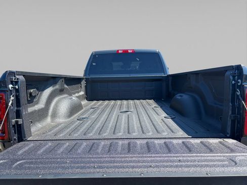 New 2026 RAM 3500 Big Horn AWD/4WD image 15