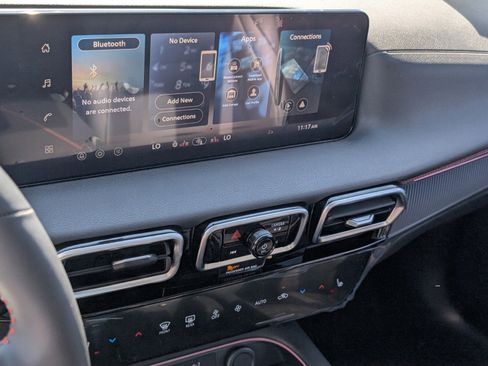 New 2026 Nissan Sentra SR image 10