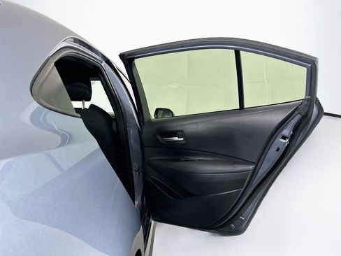 Used 2022 Toyota Corolla SE FWD image 28