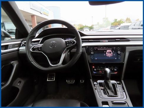 Used 2021 Volkswagen Arteon SEL Premium image 11
