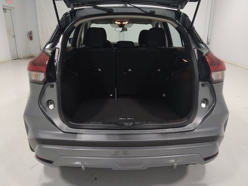 Used 2024 Nissan Kicks S FWD image 29