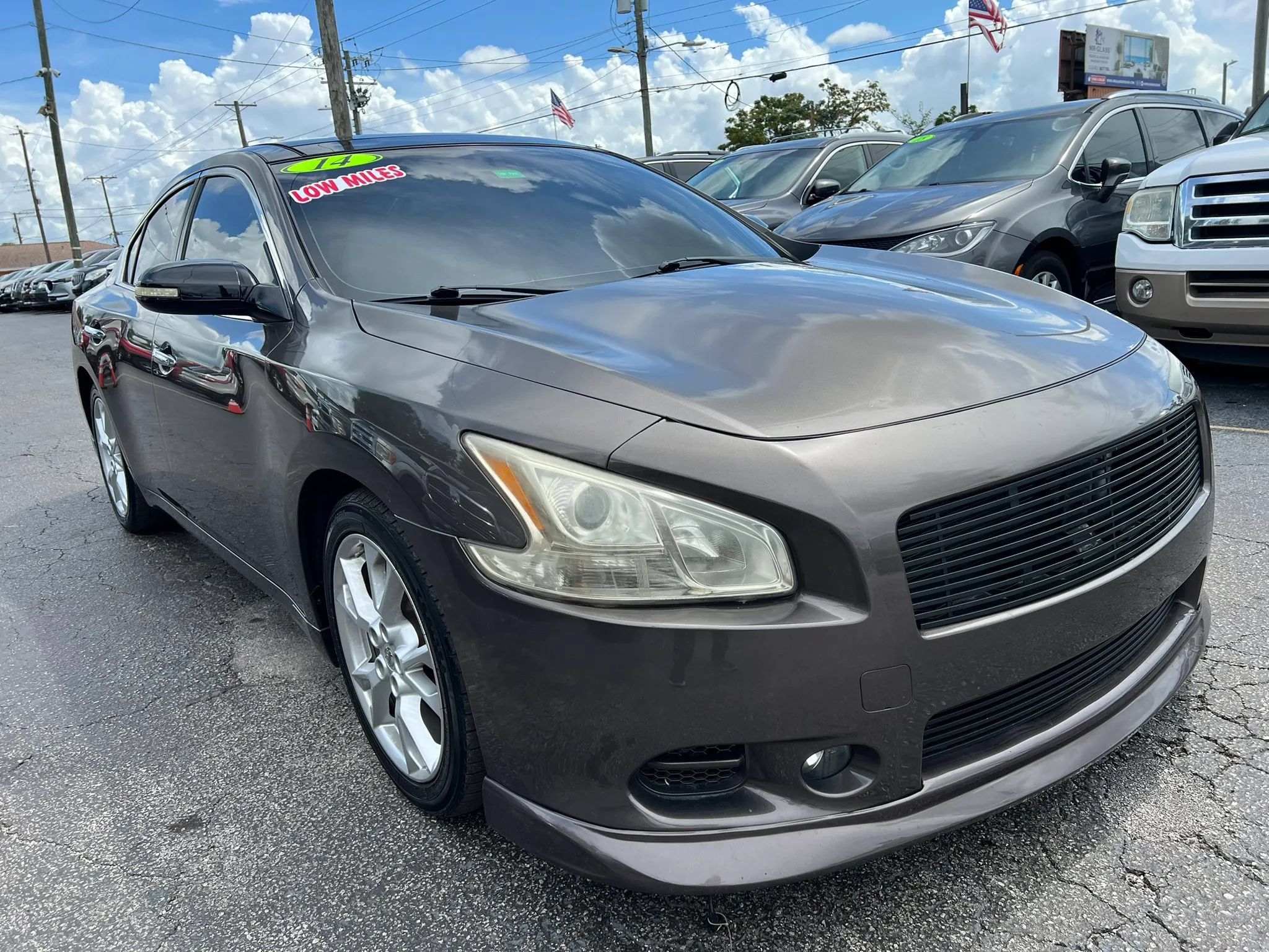 Used 2014 Nissan Maxima 3.5 SV w/ Premium Package FWD image 4
