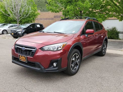 Used 2019 Subaru Crosstrek 2.0i Premium AWD/4WD image 4