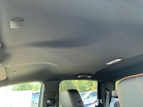 New 2025 GMC Canyon AT4 image 13