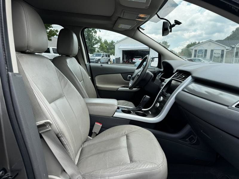 Used 2013 Ford Edge SEL FWD image 14