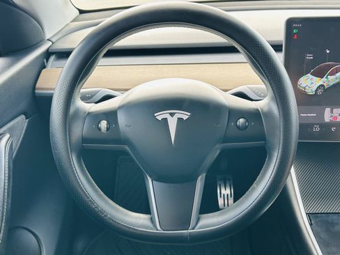 Used 2020 Tesla Model Y Long Range AWD/4WD image 22