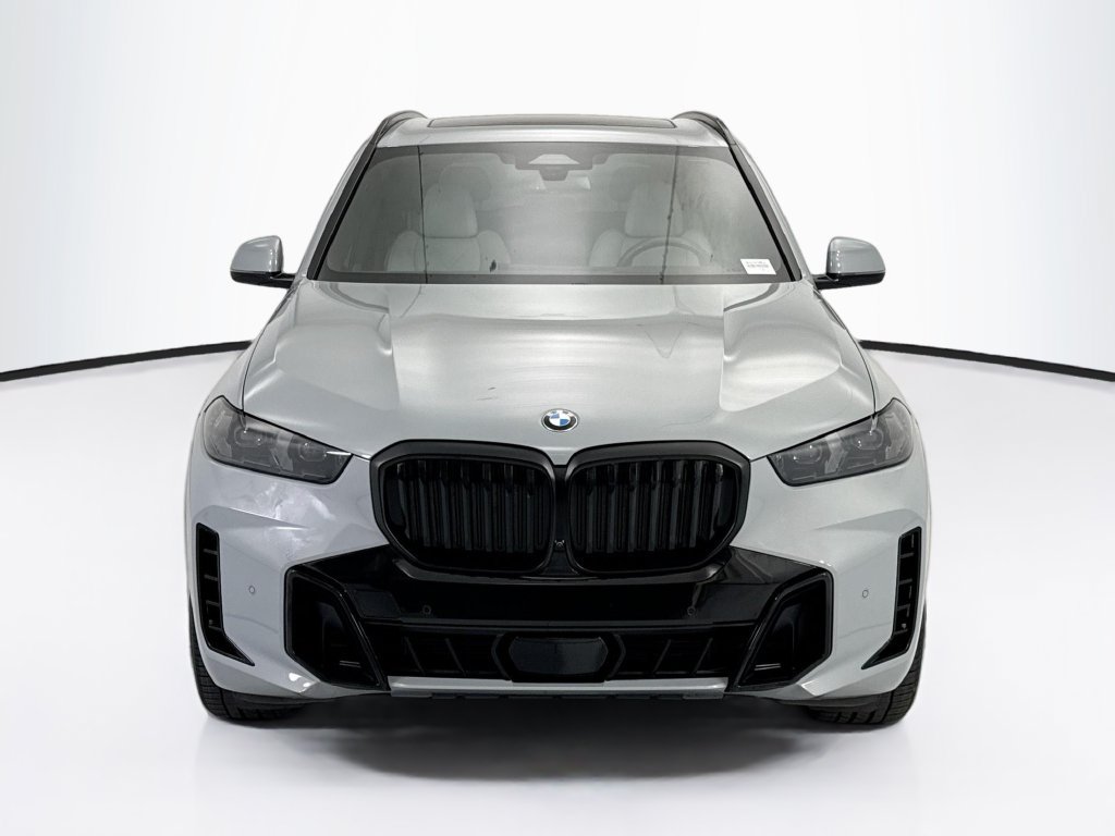 Certified 2025 BMW X5 xDrive40i w/ M Sport Package AWD/4WD image 2