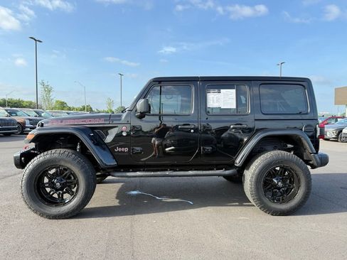 Used 2018 Jeep Wrangler Unlimited Rubicon AWD/4WD image 9