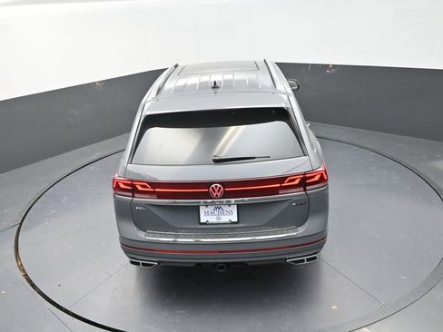 New 2026 Volkswagen Atlas SEL Premium R-Line AWD/4WD image 18