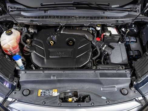 Used 2018 Ford Edge SEL w/ Equipment Group 201A image 21