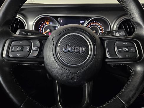Used 2022 Jeep Wrangler Sport AWD/4WD image 10