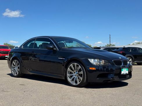 Used 2011 BMW M3 Convertible RWD image 2