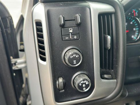 Used 2017 GMC Sierra 2500 SLE w/ SLE Fleet Preferred Package image 15