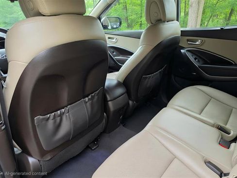 Used 2018 Hyundai Santa Fe Sport w/ 2.4L Tech Package 04 AWD/4WD image 19