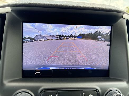 Used 2023 GMC Terrain SLT image 14