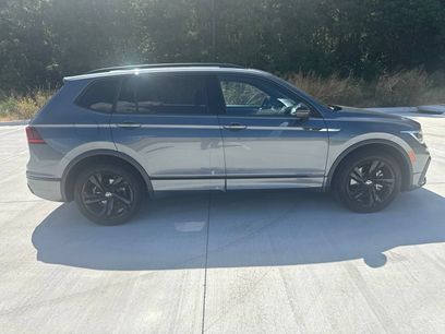 Used 2023 Volkswagen Tiguan SE R-Line