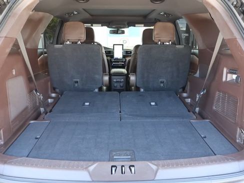 Used 2021 Ford Explorer King Ranch w/ Premium Technology Package AWD/4WD image 22