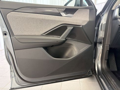 New 2026 Volkswagen Tiguan S FWD image 20