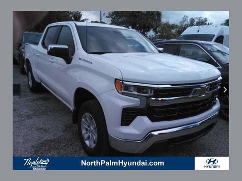 Used 2025 Chevrolet Silverado 1500 LT AWD/4WD image 19