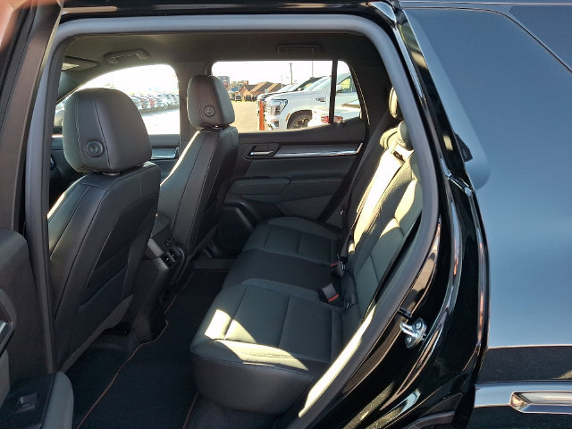 New 2027 GMC Terrain AT4 w/ Convenience Package III AWD/4WD image 7