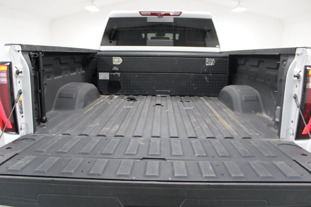 Used 2025 GMC Sierra 3500 Denali Ultimate AWD/4WD image 16