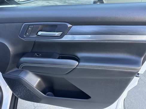 Used 2025 GMC Terrain Elevation image 25