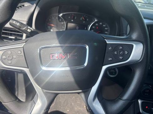 Used 2023 GMC Terrain SLE w/ Driver Convenience Package AWD/4WD image 15