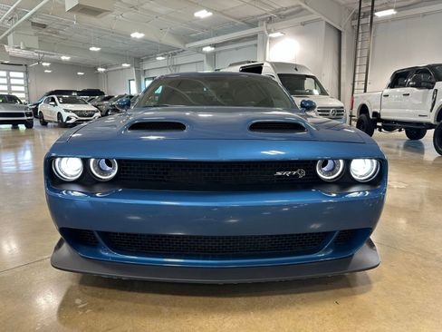 Used 2020 Dodge Challenger SRT Hellcat image 2