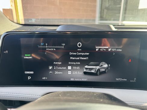 Used 2024 Nissan Ariya AWD image 18