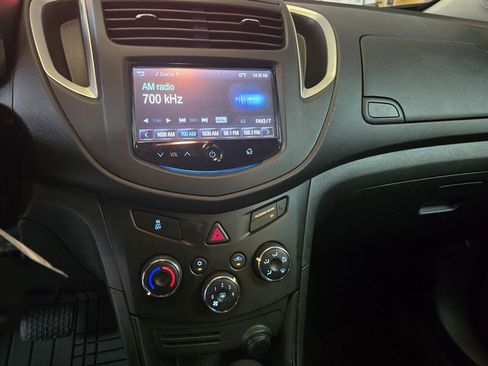 Used 2015 Chevrolet Trax LS FWD image 19