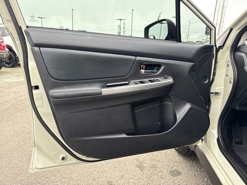 Used 2015 Subaru Crosstrek 2.0i Limited image 17